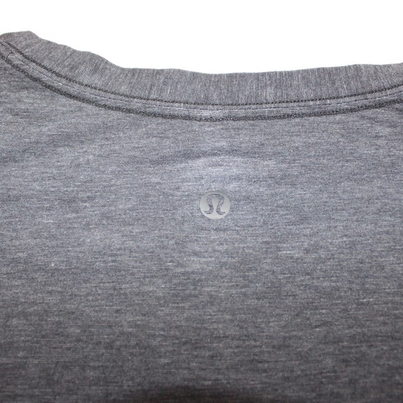Lululemon T-shirt - Picture 2 of 2